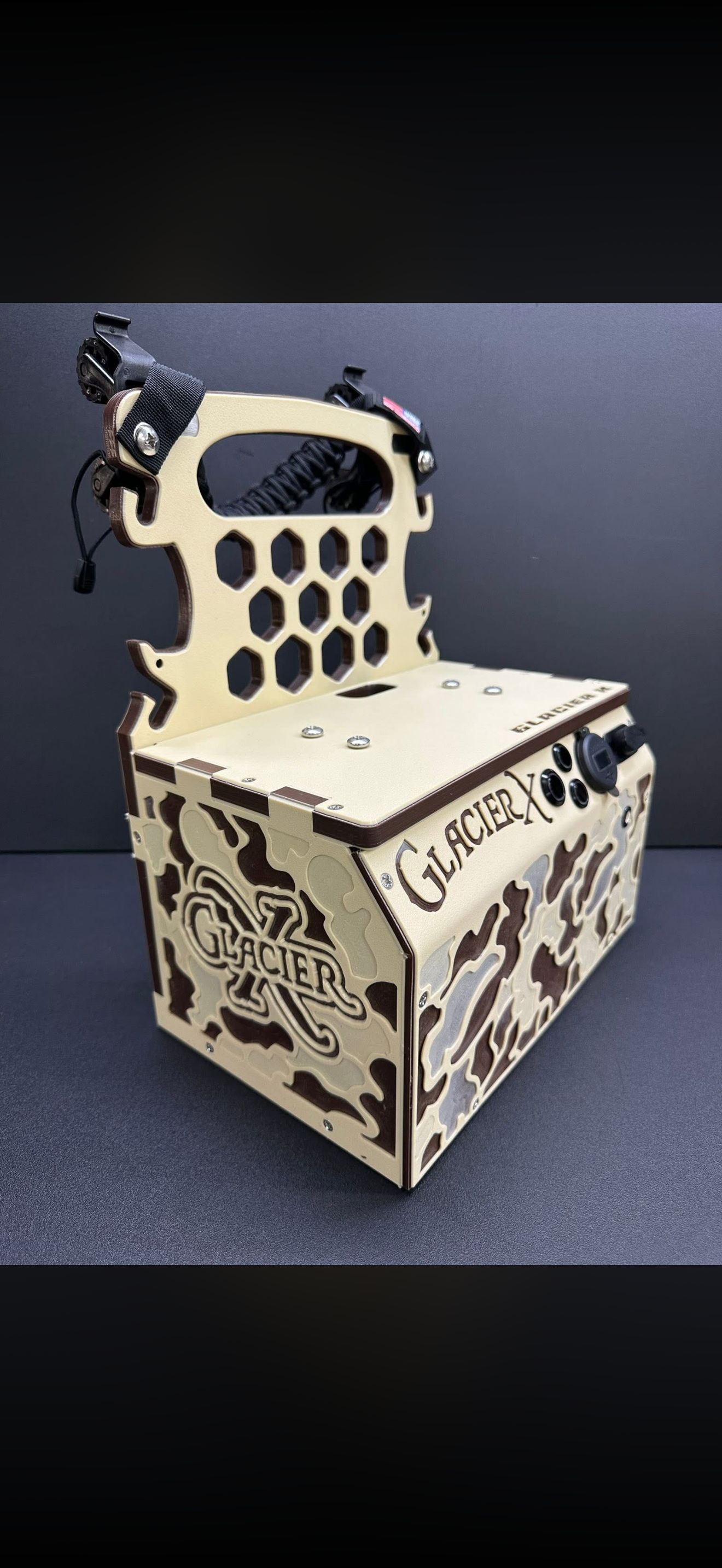 Glacier X "Old Skool" Shuttle